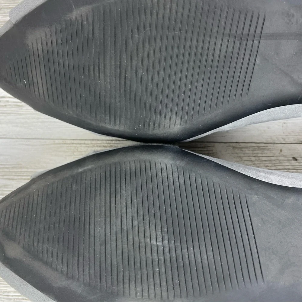 Vionic Gray Suede Pointed Toe Ballet Flats 8 Comfort Shoes - Picture 9 of 10